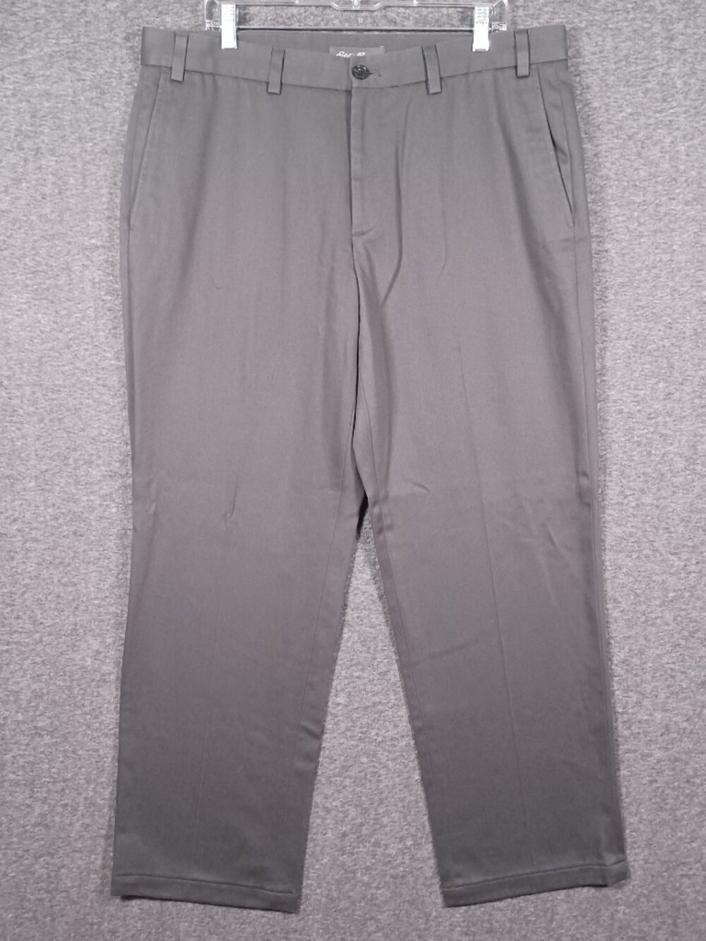 Eddie Bauer Men's Size 36 Gray Wrinkle Resistant Relaxed Fit Chino Pants